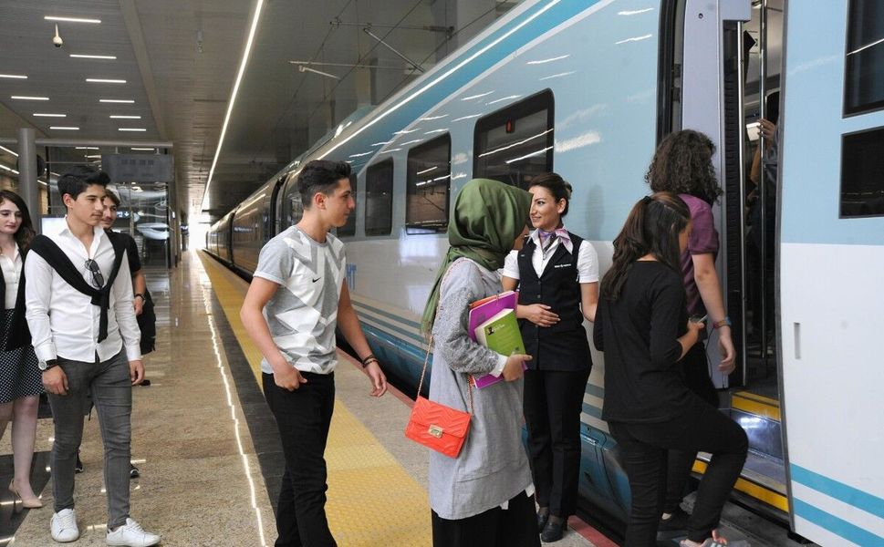 YHT’ye 3 Bin 864 Kişilik 8 Ek Sefer