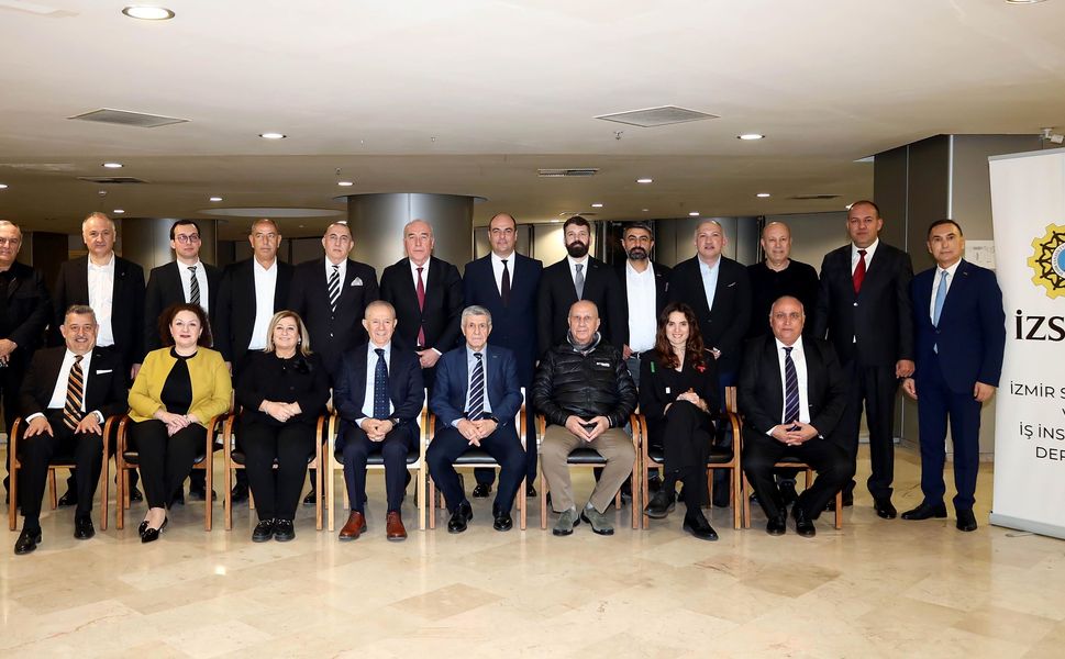 İZSİAD'da Yeni Dönem