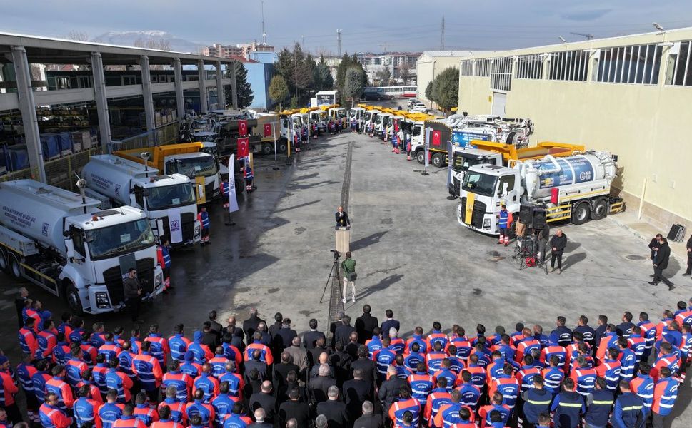 KOSKİ 177 milyon lira bedelle filosuna 19 yeni araç kattı