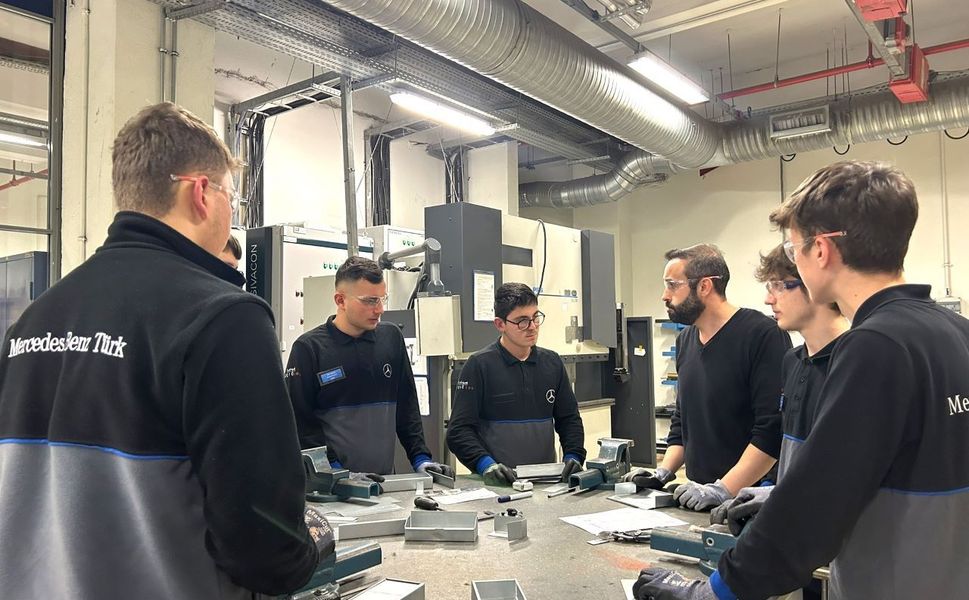 Mercedes-Benz Türk’ün, Mesleki ve Teknik Anadolu Lisesi Uzun Dönem Stajı İçin Başvurular Başladı