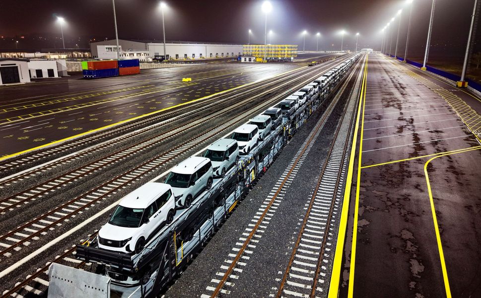 Ford Otosan’ın 2035 karbon nötr lojistik hedefine dev adım: Türkiye ve Romanya Arasında Demiryolu Köprüsü Kuruldu