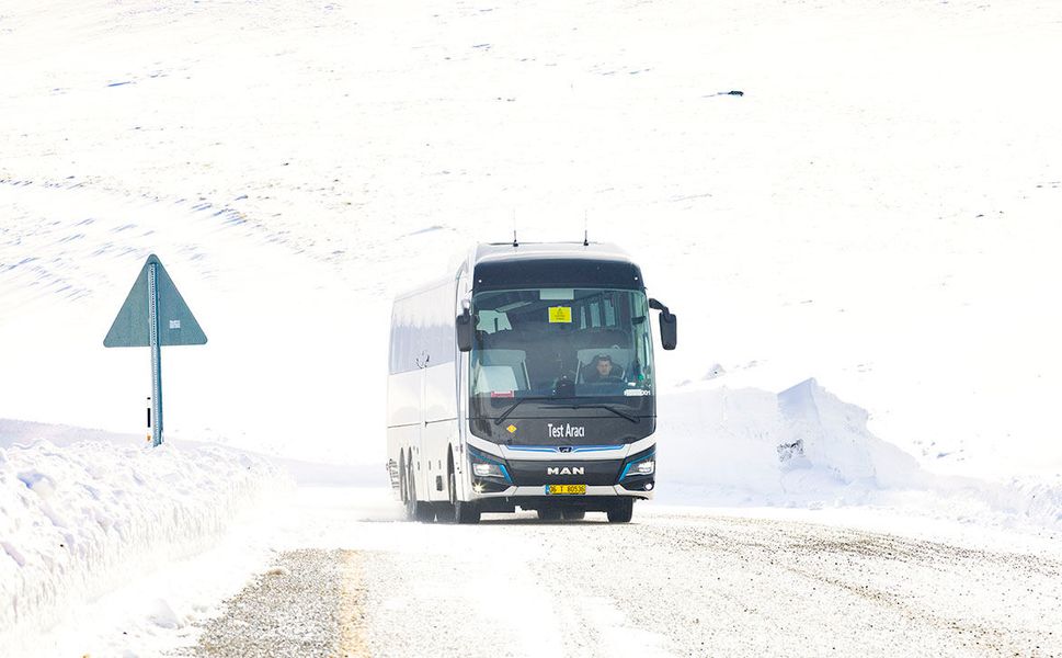 MAN’ın elektrikli otobüsü Lion’s Coach E, Erzurum ve İsveç’te kar ve buza meydan okudu