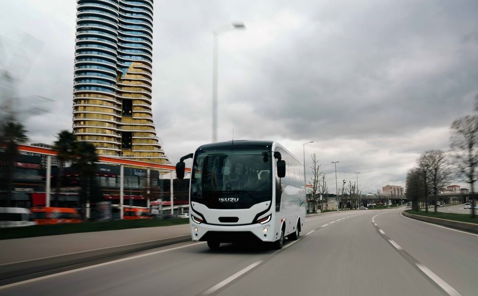 Anadolu Isuzu Yenilenen NovoLux ile turizm taşımacılığında standartları yükseltti