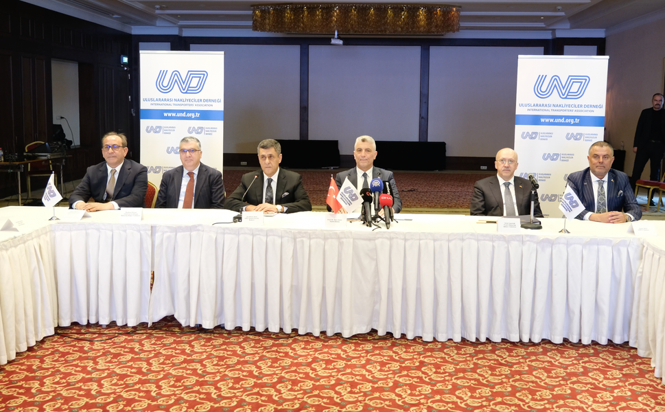UND, Ticaret BakanI Ömer Bolat’ın katılımıyla 2025 yılı taşıma rakamlarını açıkladı