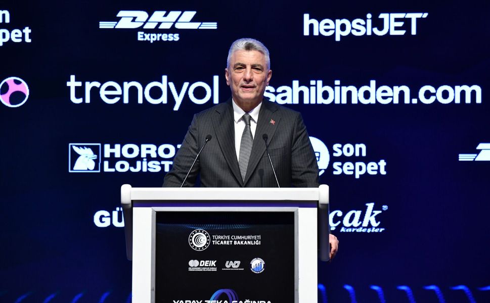 Ticaret Bakanı Ömer Bolat: Türk TIR şoförlerinin Körfez'de transit Suudi vizesi alarak seyahat etmeleri mümkün hale geld