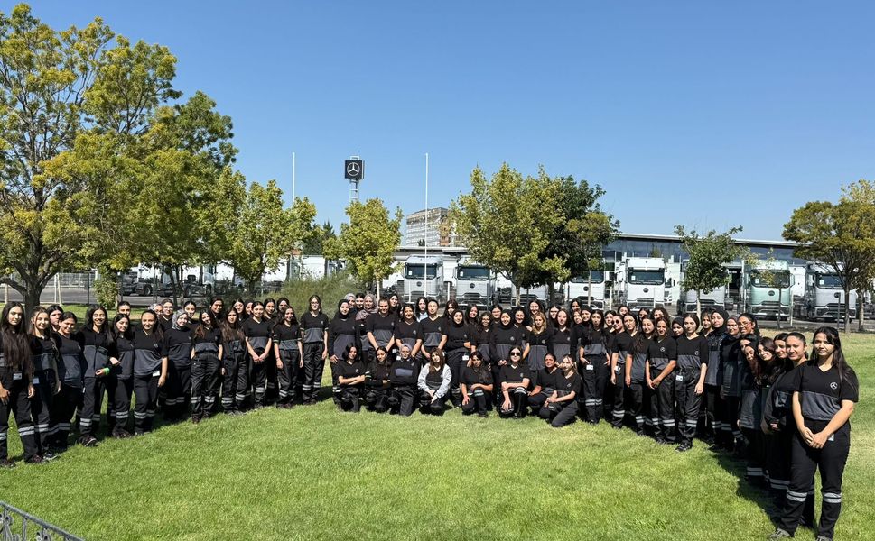 50’ye yakın kadın Aksaray Kamyon Fabrikası’nda meslek sahibi oldu