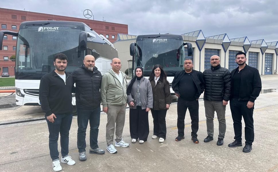 Polat Turizm filosuna 3 adet Mercedes-Benz Tourismo 15 RHD kattı