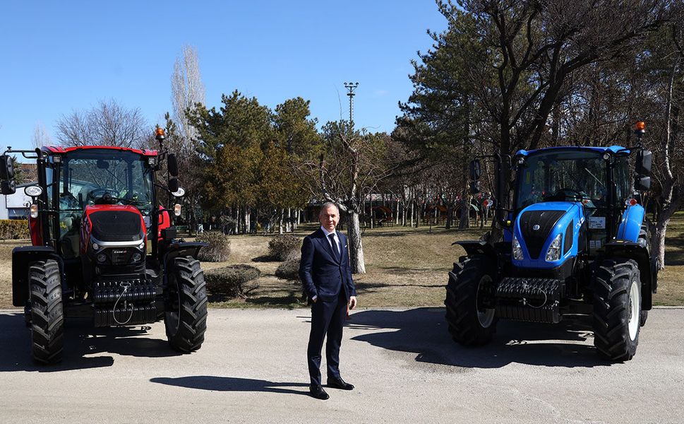 Konya Tarım Fuarı’nda TürkTraktör Standını Ziyaret Edenlere New Holland T580B Kazanma Fırsatı