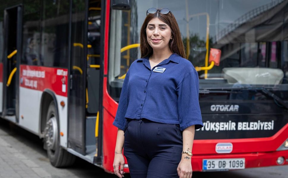 Anne adayı ESHOT şoförü: “Doğumdan sonra tekrar direksiyondayım”