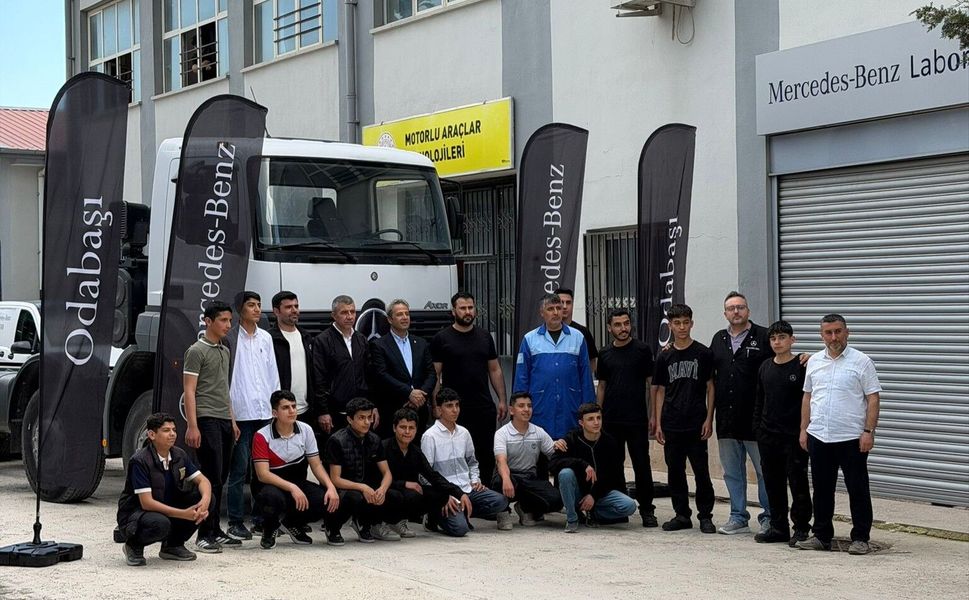 Mercedes-Benz Türk’ten, “EML’miz Geleceğin Yıldızı” programı ile 5 bine yakın gence eğitim desteği