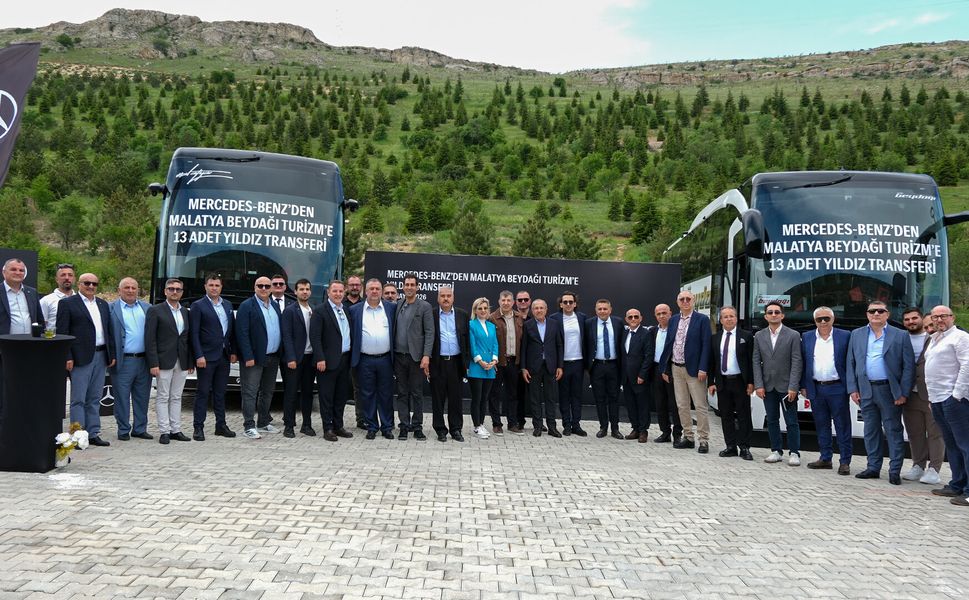 Mercedes-Benz Türk’ten Beydağı Turizm’e 13 Adet Travego Teslimatı