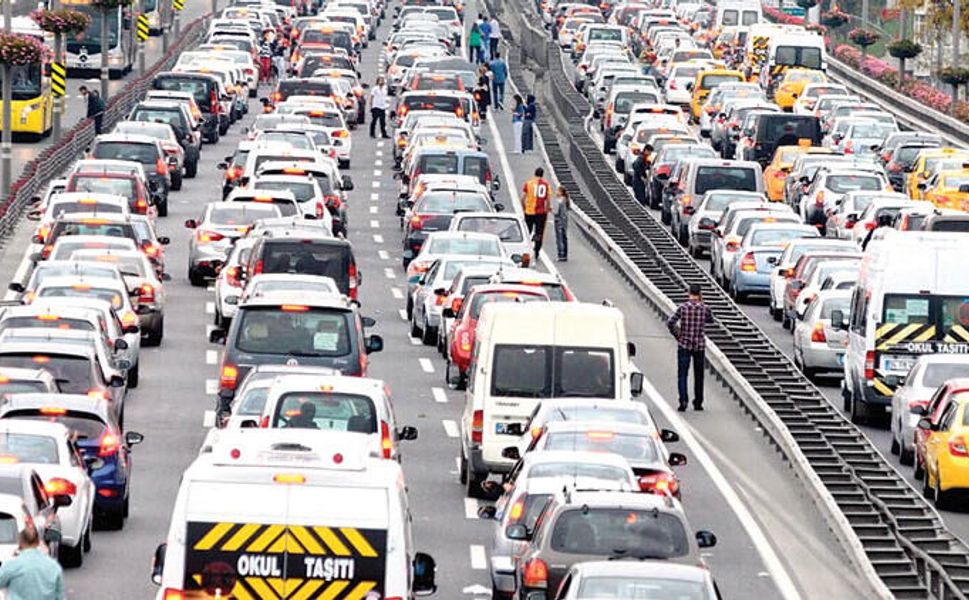 Türkiye'de 288 bin 321 adet ölümlü yaralanmalı trafik kazası meydana geldi