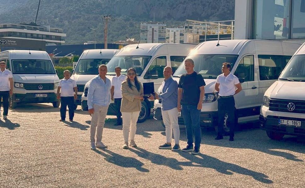 Volkswagen Ticari Araç’tan Kıraç Turizm’e Crafter Teslimatı