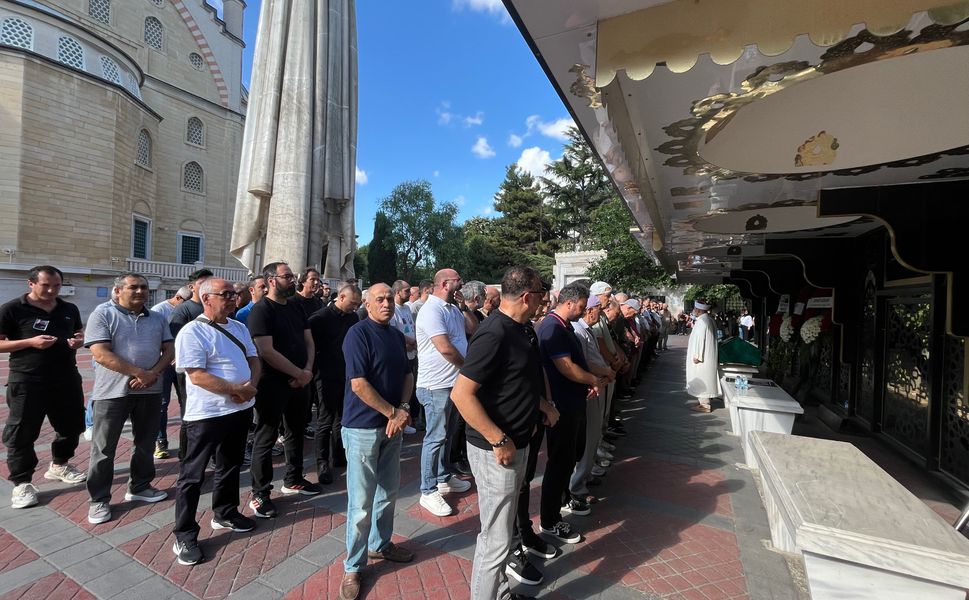 Eyüp Öksüz son yolculuğuna uğurlandı