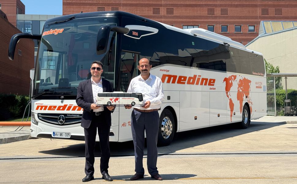 Heska Motorlu Araçlar’dan Malatya Medine Turizm’e 2 adet Tourismo teslimatı