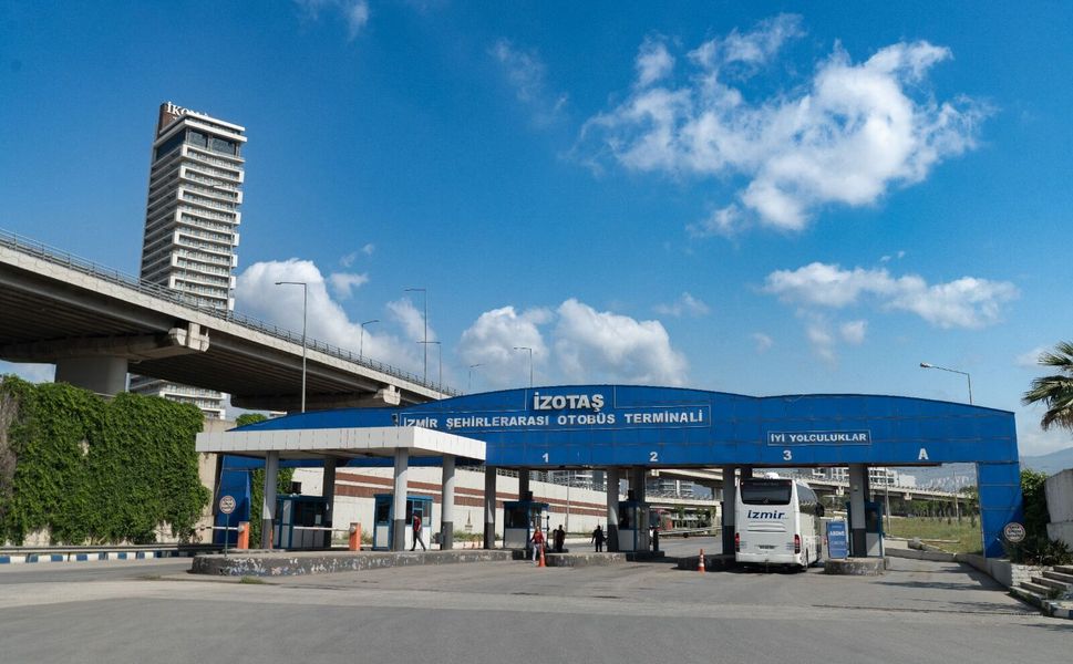 İzmir Otogarı’nda kamu alacakları tahsil ediliyor