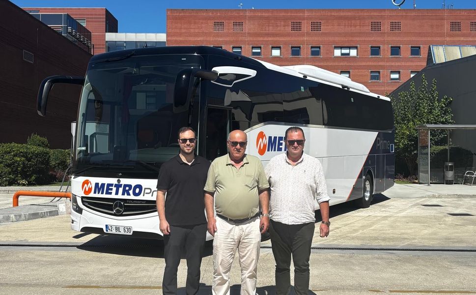 Metro Prime logolu ilk Mercedes-Benz Tourismo Konya’ya teslim edildi
