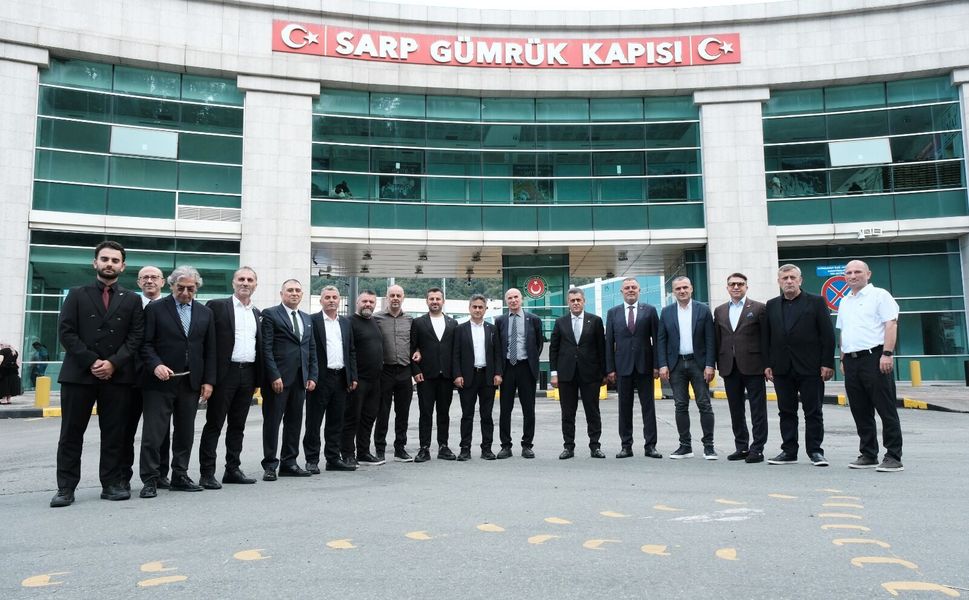UND heyeti Sarp Sınır Kapısı’nda incelemelerde bulundu