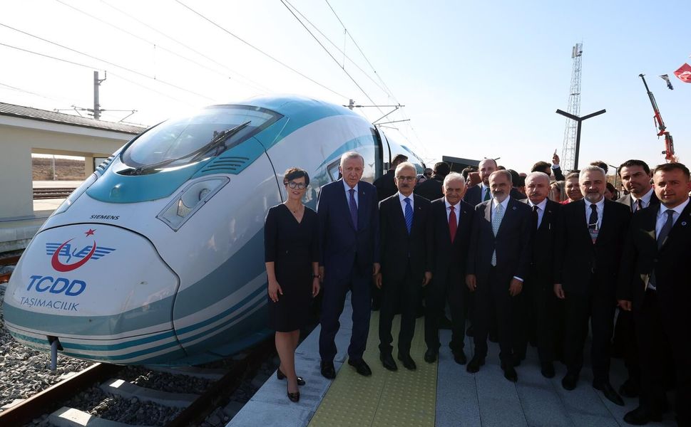 153 kilometrelik Çerkezköy-Kapıkule Hızlı Tren Hattı hizmete açıldı